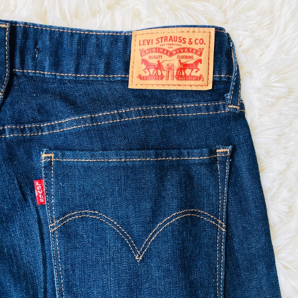 Levi’s // Jeans